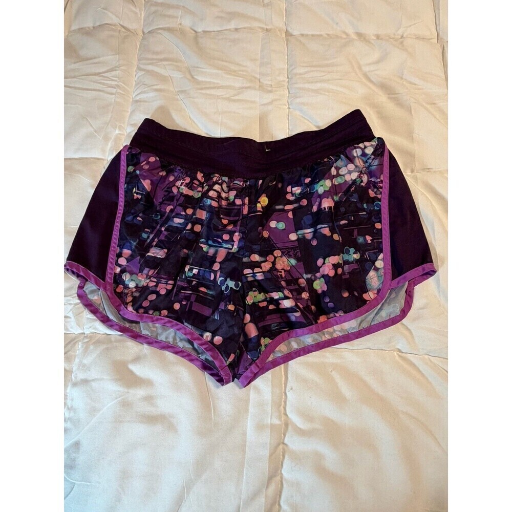 Women's Tek Gear Size Medium DryTek Purple Print Lined Athletic Shorts